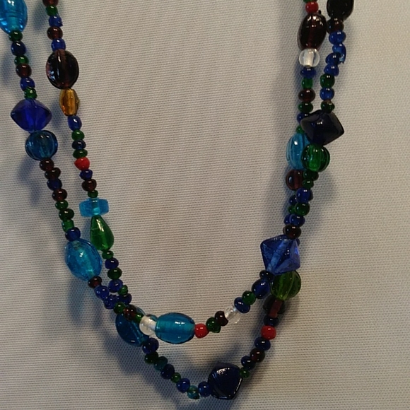 Vintage glass bead necklaces - Picture 7 of 7
